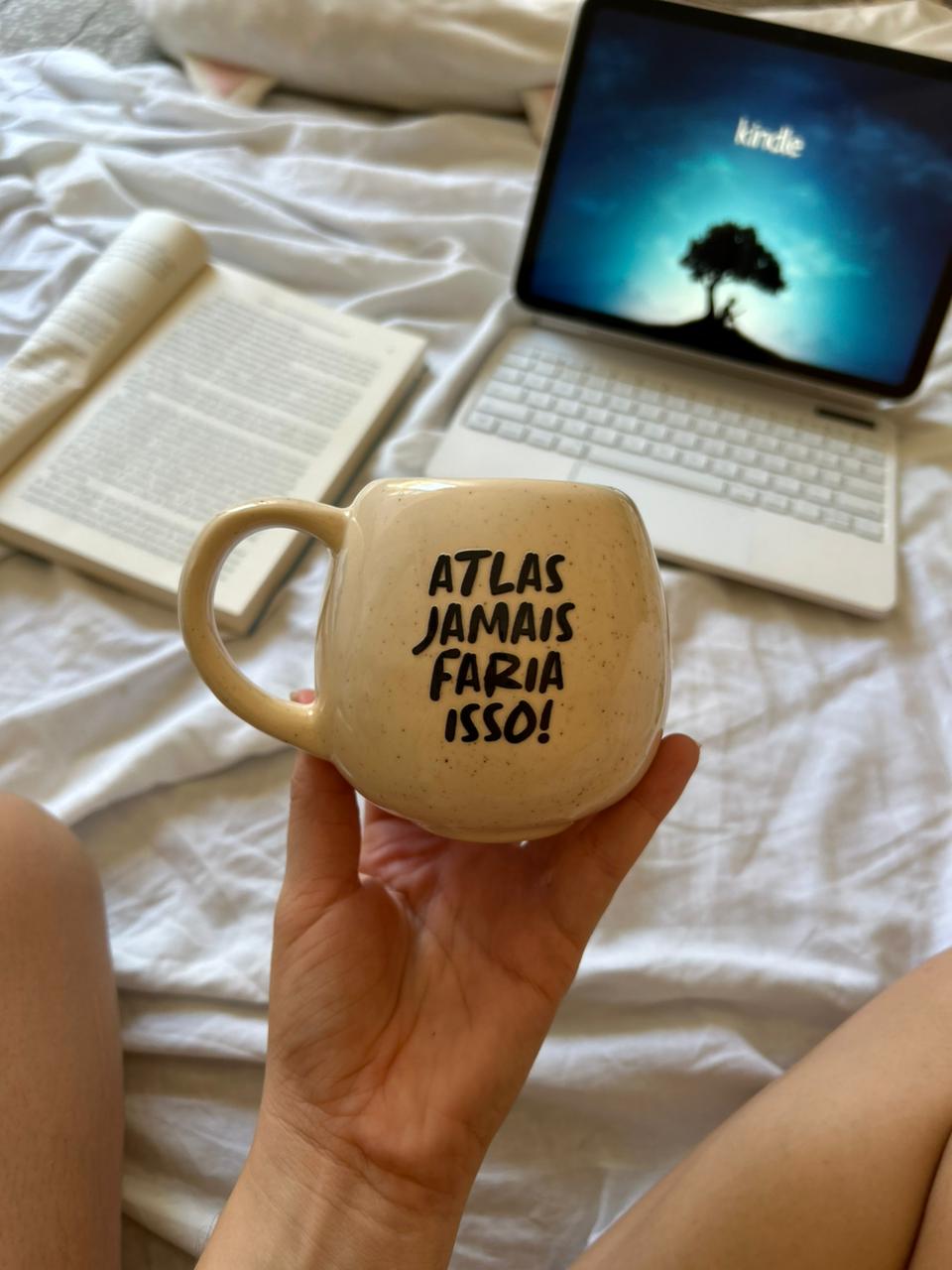 Caneca Atlas Jamais Faria Isso